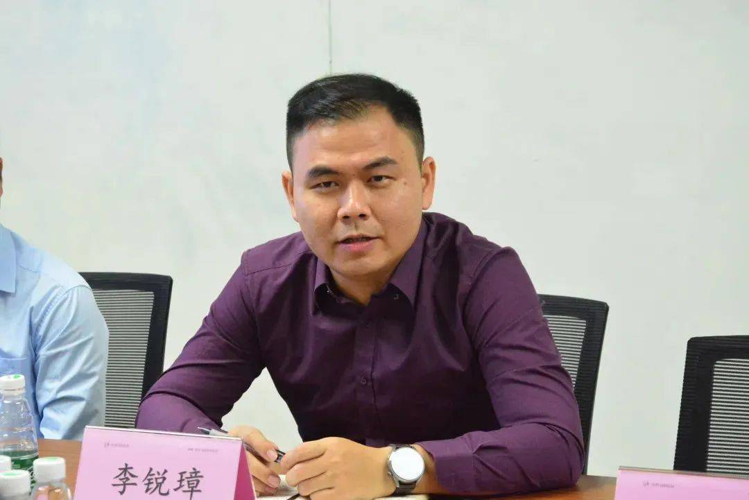 e61f6d1885f03cd0636f0d4818e73f33